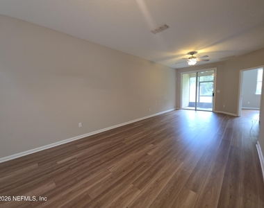 6070 Bartram Village Drive - Photo Thumbnail 5
