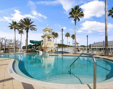 6070 Bartram Village Drive - Photo Thumbnail 11