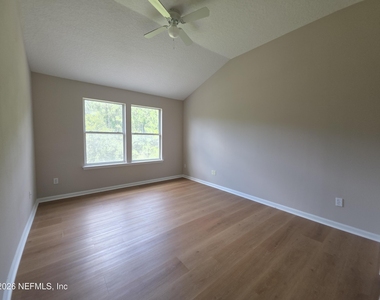6070 Bartram Village Drive - Photo Thumbnail 1