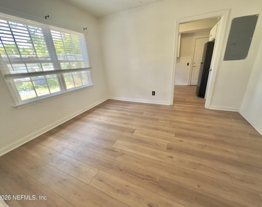 2051 Danese Street - Photo Thumbnail 7