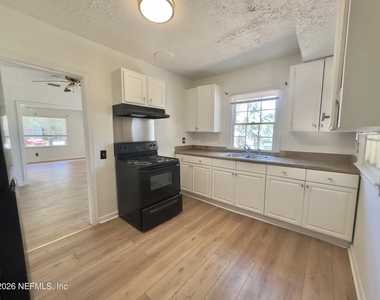 2051 Danese Street - Photo Thumbnail 15