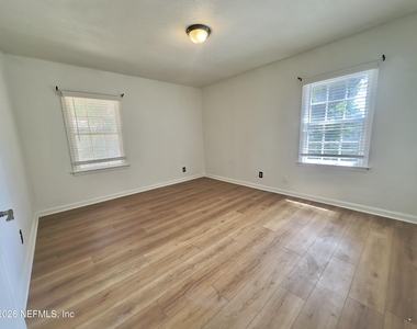 2051 Danese Street - Photo Thumbnail 11