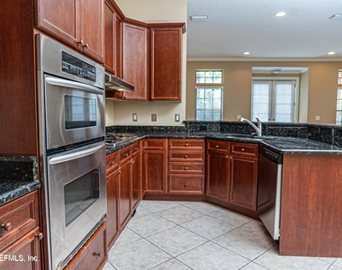 654 S Loop Parkway - Photo Thumbnail 10