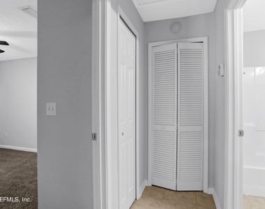 7051 Deer Lodge Circle - Photo Thumbnail 22