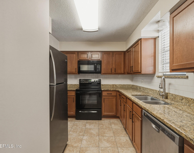 1757 El Camino Road - Photo Thumbnail 1