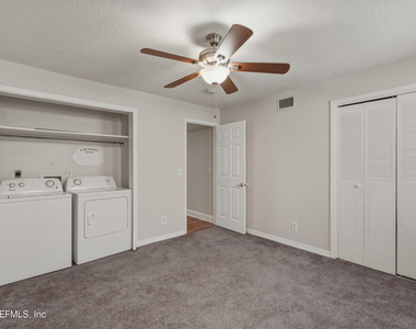 1757 El Camino Road - Photo Thumbnail 23