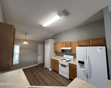 8382 Stelling Drive S - Photo Thumbnail 5