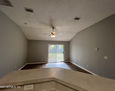 8382 Stelling Drive S - Photo Thumbnail 7