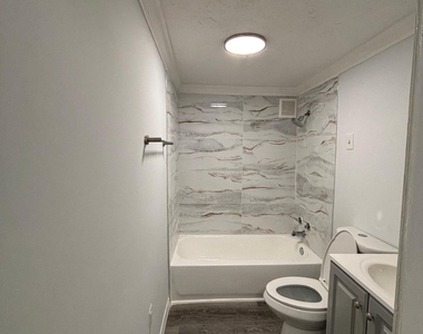 9454 Campus Avenue - Photo Thumbnail 10