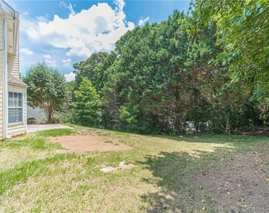 530 Sterling Pointe Court - Photo Thumbnail 38