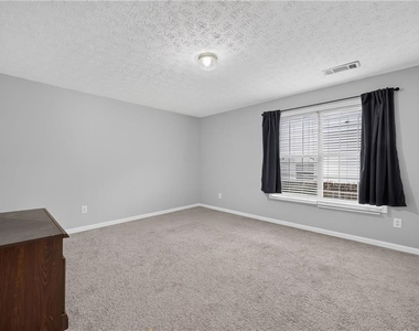 530 Sterling Pointe Court - Photo Thumbnail 25
