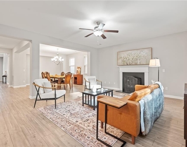 4437 Waxwing Street - Photo Thumbnail 5