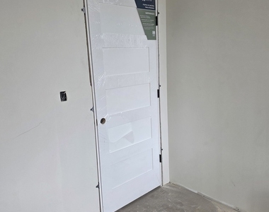 3216 S Morgan Street - Photo Thumbnail 5