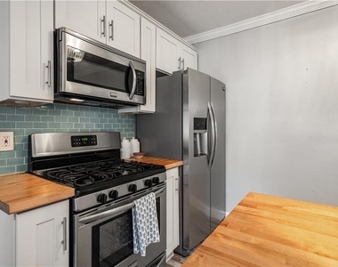 2013 Glenwood Avenue Se - Photo Thumbnail 10
