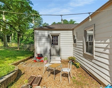 2013 Glenwood Avenue Se - Photo Thumbnail 21