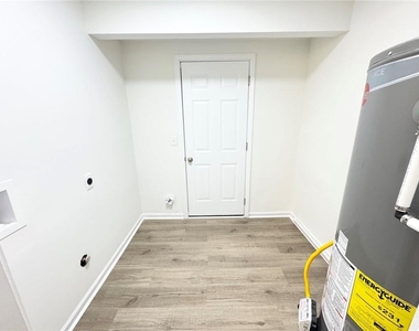 1775 Highpoint Road - Photo Thumbnail 9