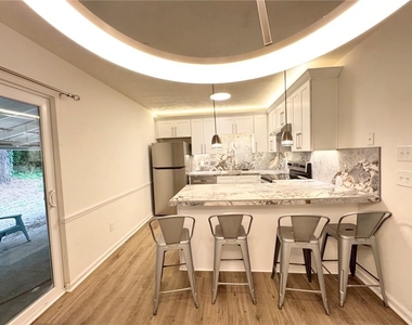 1775 Highpoint Road - Photo Thumbnail 7