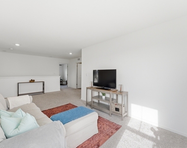 25424 W Cerena Circle - Photo Thumbnail 18