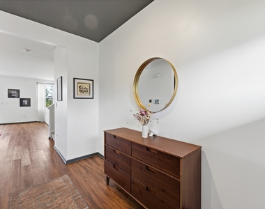 25424 W Cerena Circle - Photo Thumbnail 8
