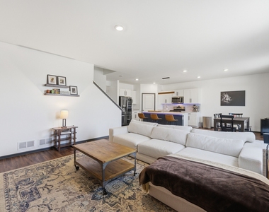 25424 W Cerena Circle - Photo Thumbnail 4