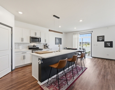 25424 W Cerena Circle - Photo Thumbnail 3