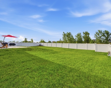25424 W Cerena Circle - Photo Thumbnail 2