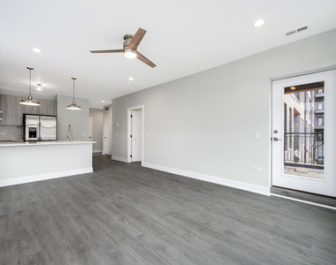 825 E 61st Street - Photo Thumbnail 6