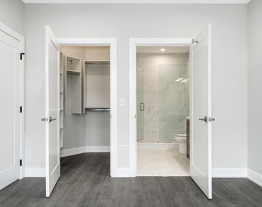 825 E 61st Street - Photo Thumbnail 13