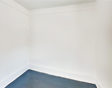 12 S Eugenia Place Nw - Photo Thumbnail 8