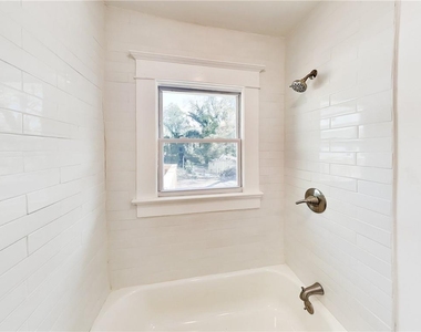 12 S Eugenia Place Nw - Photo Thumbnail 10