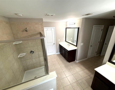 10570 Haynes Valley Court - Photo Thumbnail 11