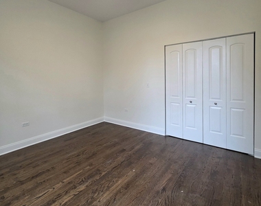 1537 N Orleans Avenue - Photo Thumbnail 12