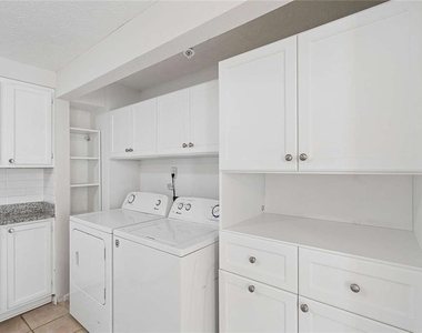 1465 Keys Crossing Drive Ne - Photo Thumbnail 13