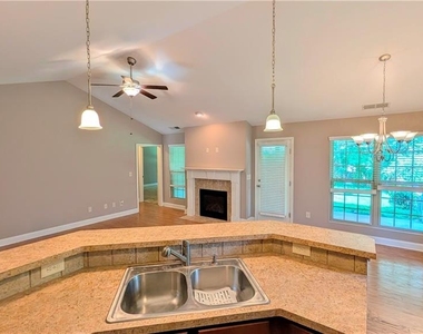 4780 Lost Creek Drive - Photo Thumbnail 4