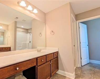 4780 Lost Creek Drive - Photo Thumbnail 13