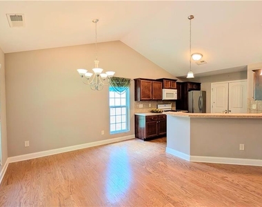 4780 Lost Creek Drive - Photo Thumbnail 2