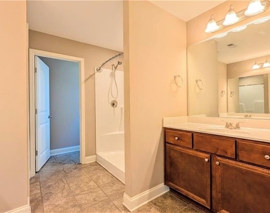 4780 Lost Creek Drive - Photo Thumbnail 12
