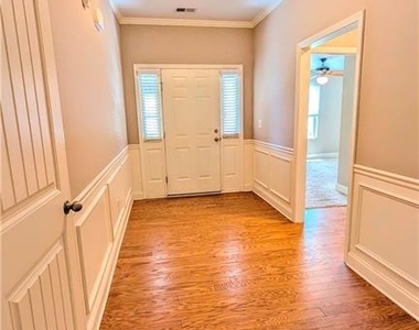 4780 Lost Creek Drive - Photo Thumbnail 6