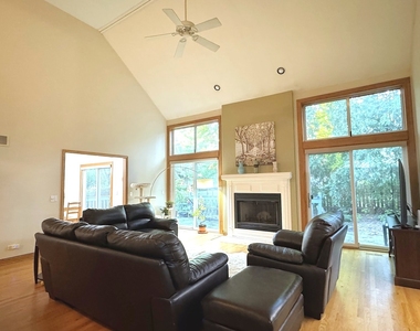 3824 Patty Berg Court - Photo Thumbnail 7