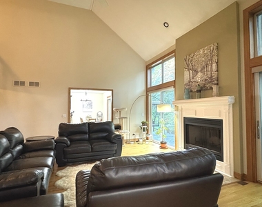 3824 Patty Berg Court - Photo Thumbnail 6