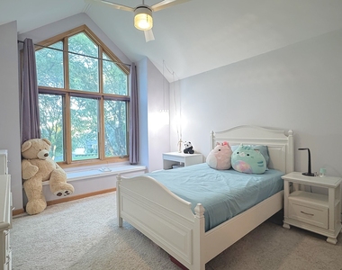 3824 Patty Berg Court - Photo Thumbnail 16