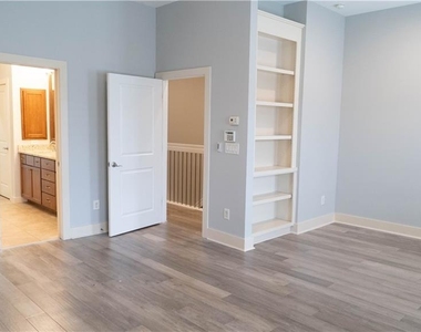 6146 Holly Park Lane Se - Photo Thumbnail 14