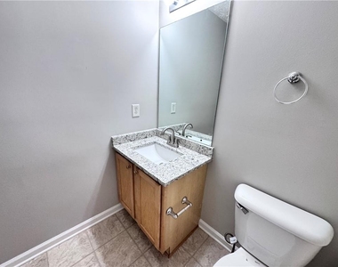 3044 Kentmere Drive - Photo Thumbnail 21
