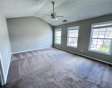 3044 Kentmere Drive - Photo Thumbnail 15