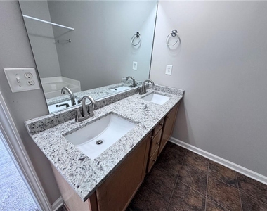 3044 Kentmere Drive - Photo Thumbnail 16