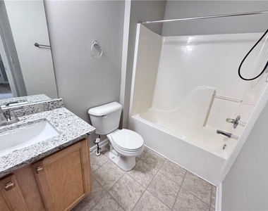 3044 Kentmere Drive - Photo Thumbnail 24