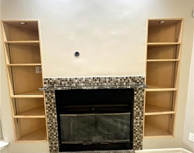 3030 Steeplechase Drive - Photo Thumbnail 4