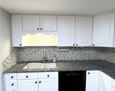 3030 Steeplechase Drive - Photo Thumbnail 11