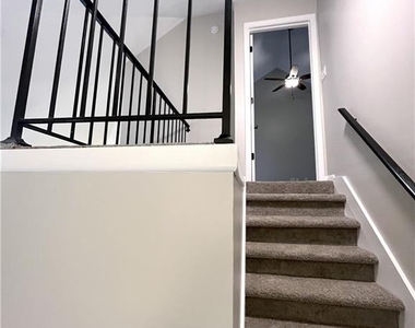 3030 Steeplechase Drive - Photo Thumbnail 24
