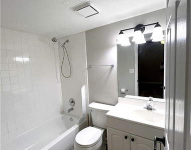 3030 Steeplechase Drive - Photo Thumbnail 18